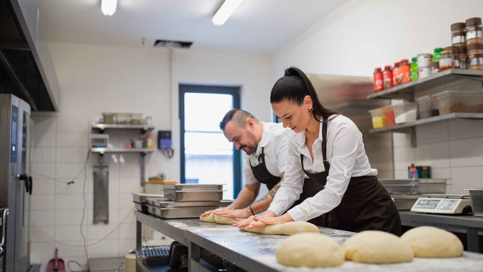 chef-and-cook-working-on-their-dishes-indoors-in-r-2022-01-19-01-06-57-utc